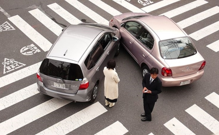 「幾乎」撞車記