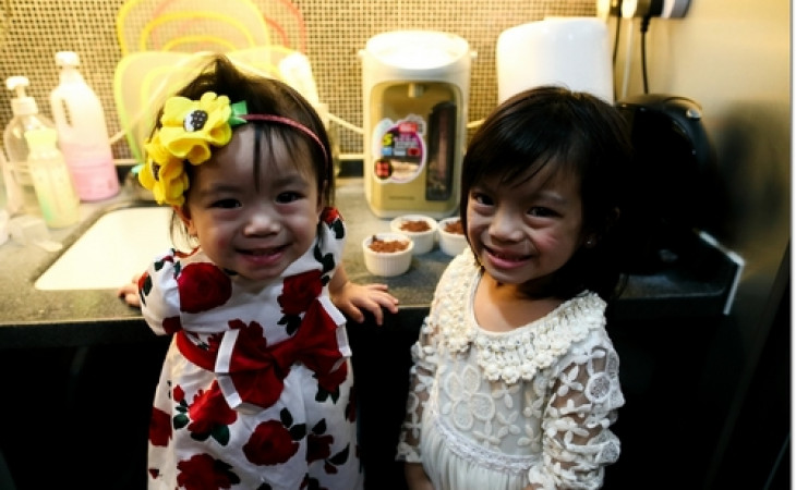 無印良品。簡易Tiramisu。親子廚房 [5歲2個月+2歲]