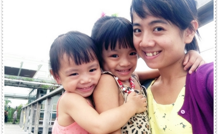 閒遊濕地公園。母女仨的日子 [5歲9個月+2歲7個月]