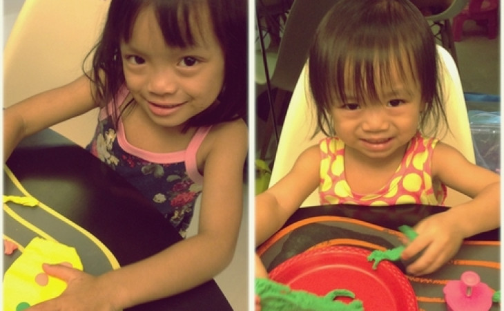 兩姐妹。海綿泥膠  *** Home Playgroup *** [5歲半+2歲5個月]